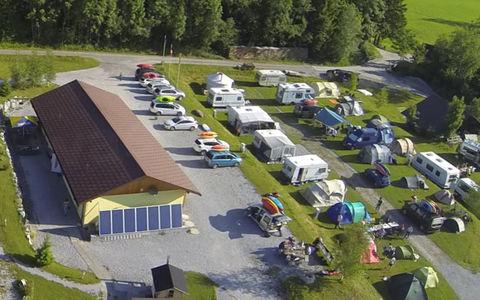 Camping Arnist Oberwil nella valle della Simme / BE
