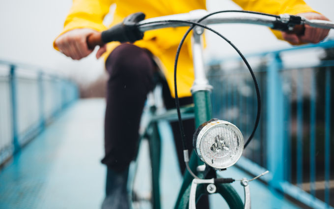 bici freddo pioggia equipaggiamento consigli