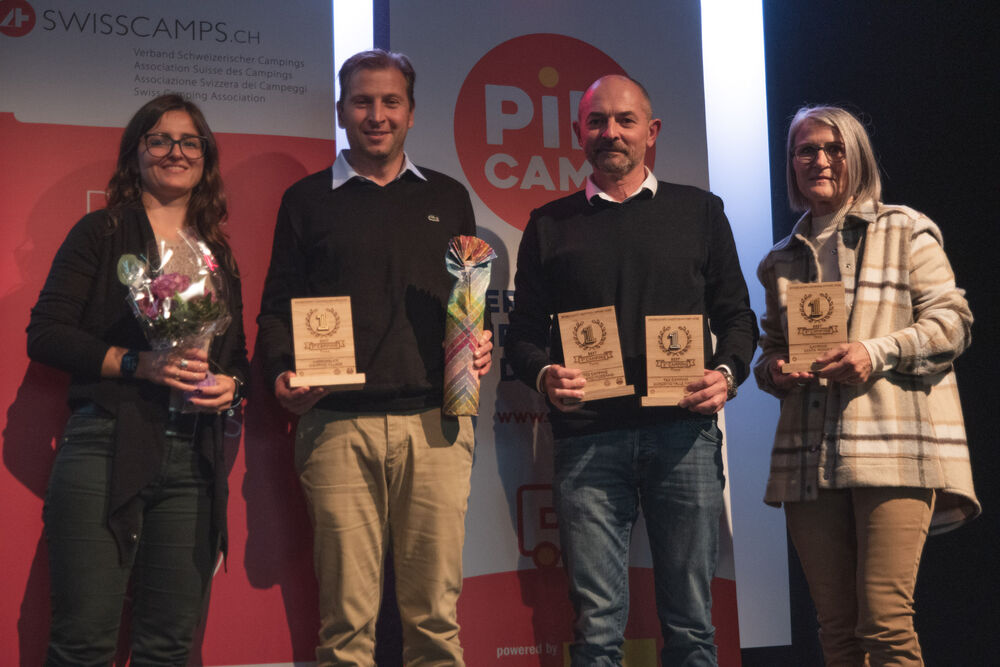 Gabriella Rolfo, Responsabile del marketing Campofelice Camping Village / Simone Patelli, Direttore generale Campofelice Camping Village / Mattia Galli, Responsabile della regione del sud di TCS Camping / Iris Sterren, direttore generale Camping Santa Monica