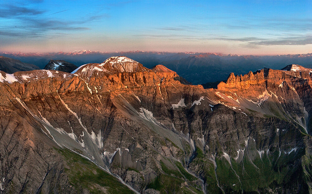 Pano Sardona-Segnas-Gruppe mit Tschingelhörnern, Glarner Seite © UNESCO-Welterbe Tektonikarena Sardona