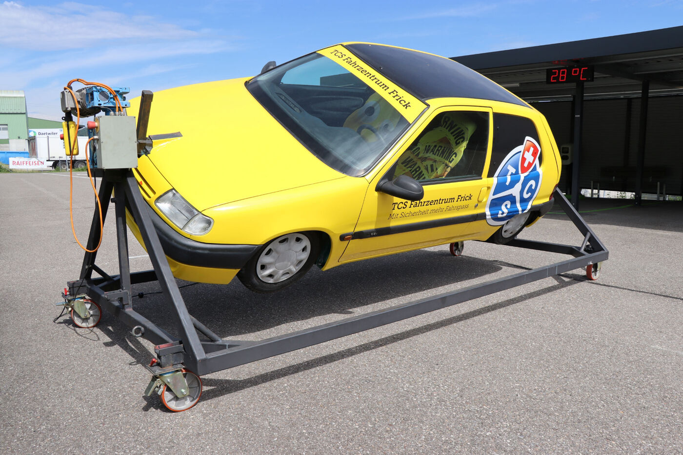 Überschlagsimulator im TCS Fahrzentrum Frick