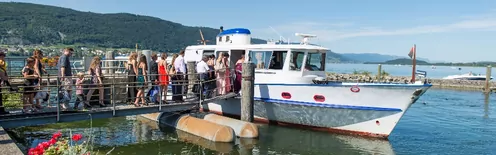 Treberwurstessen auf dem Bielersee mit Käpt&#039;n Oli