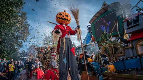 Schaurig-schönes Halloween im Europa-Park
