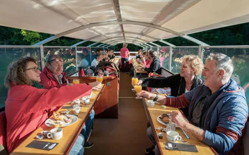 Schleusenfahrt Basel - Rheinfelden