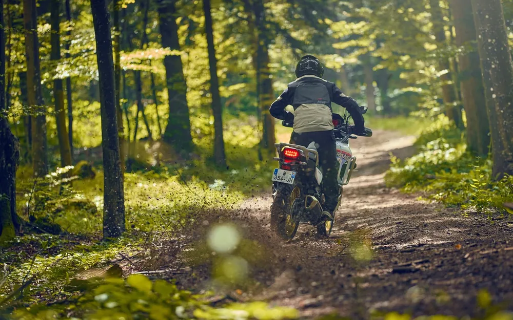 25YM Honda XL750 Transalp