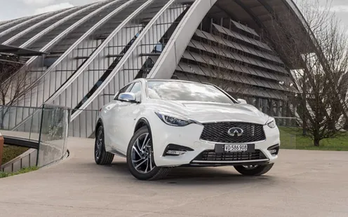 Infiniti Q30 2.2