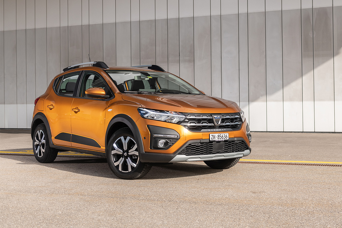 https://www.tcs.ch/assets/img/galleries/de/testberichte-ratgeber/tests/auto-crashtests/autotests/dacia-sandero-stepway-tce-90-comfort/weblication/wThumbnails/dacia-sandero-stepway-01-b3661875686cefbg98912b4d691ea236.jpg