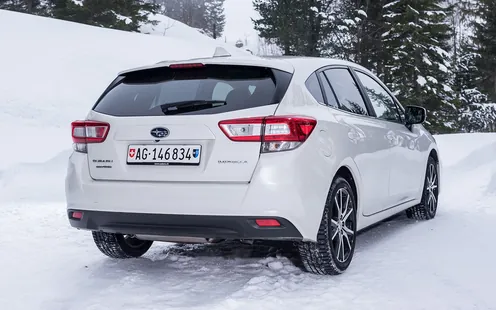 Subaru Impreza 2.0I Swiss Plus