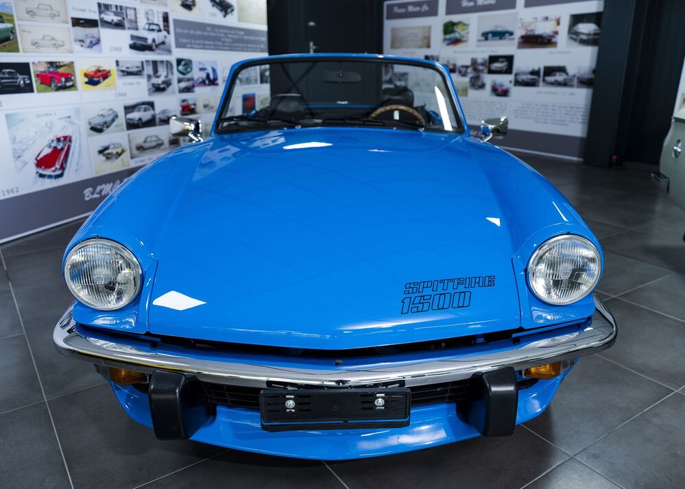 Triumph Spitfire. Es folgten die Cabrios TR4/5, Herald und Stag.