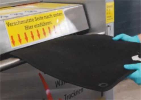 Auto-Fussmattenreiniger