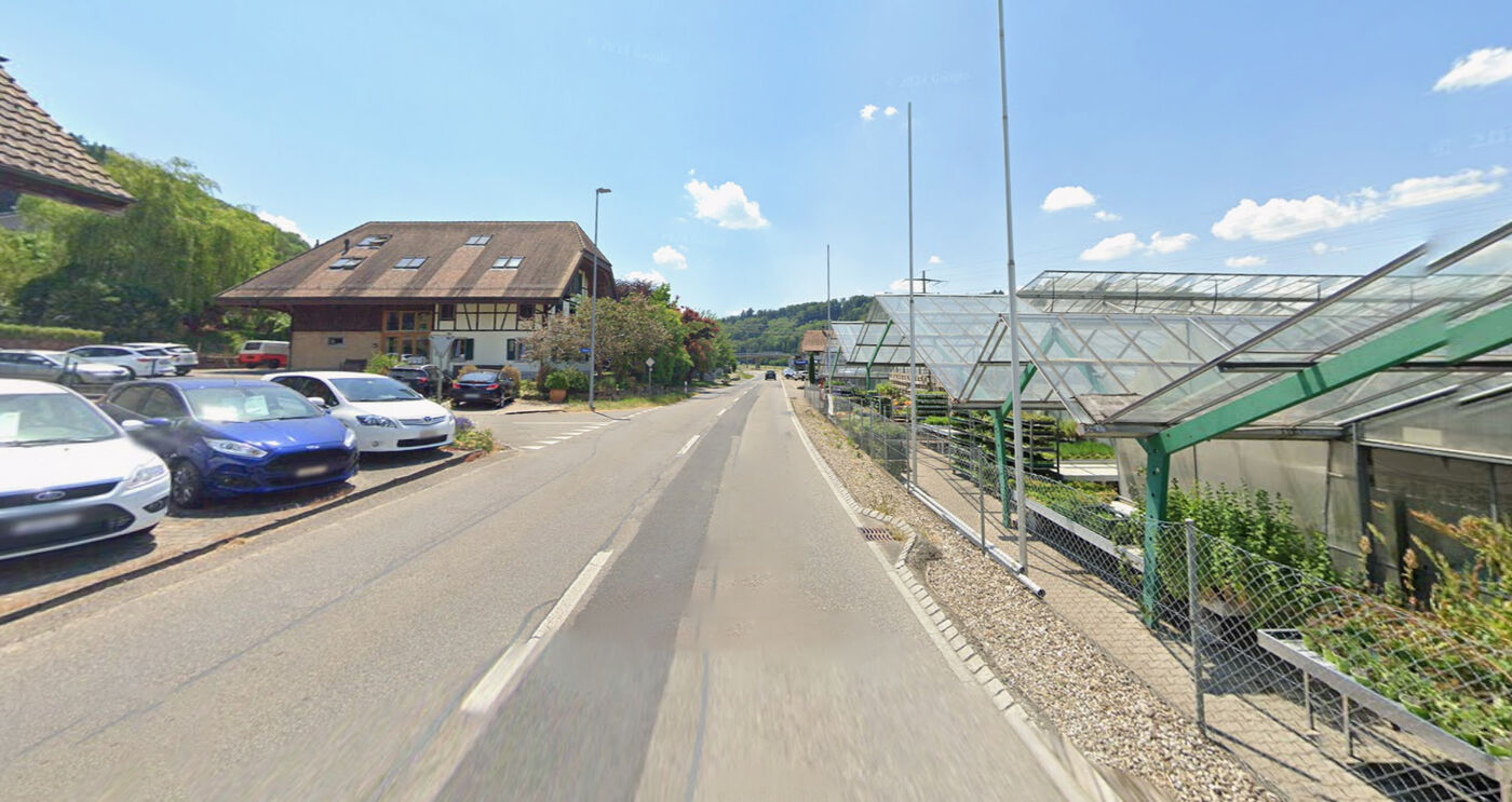 Ortsdurchfahrt Hermiswil. Foto © Google Street View