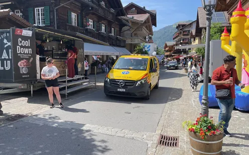 Die Tour de Suisse der Frauen startete in Gstaad