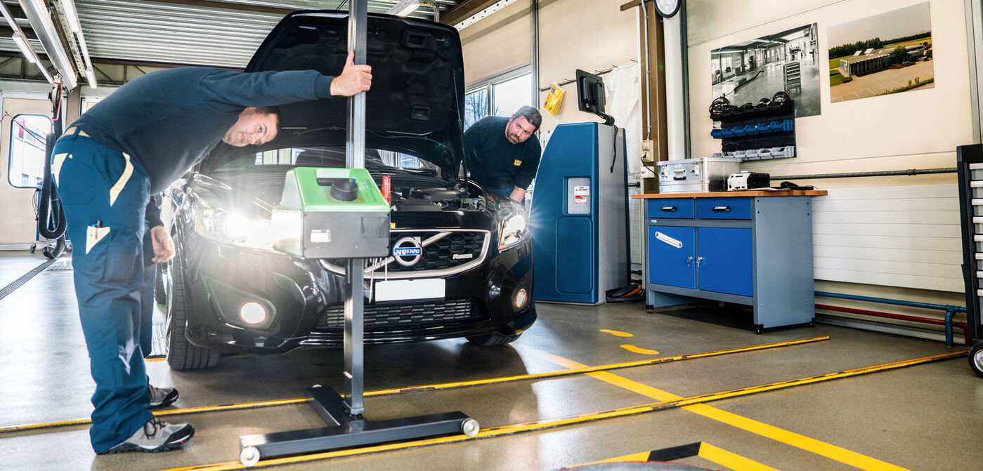 Kostenloser Licht-Check für Autos und Velos in unseren Mobilitätszentren