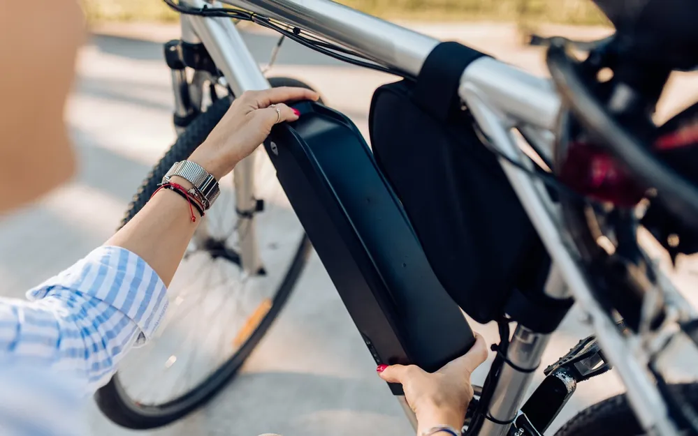 Notre Centre technique à Meyrin propose un nouveau service : contrôler et mesurer la capacité et l&#039;autonomie de votre batterie grâce à un testeur multimarque.