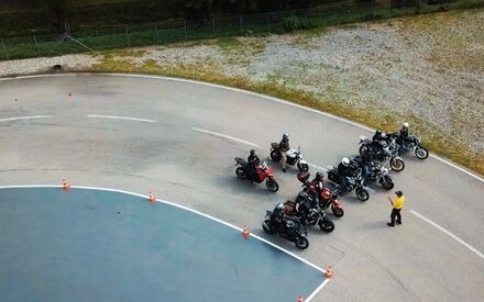 Cours juniors moto