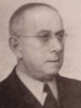 Le premier président du TCS du Haut. Le premier président du TCS du Haut.