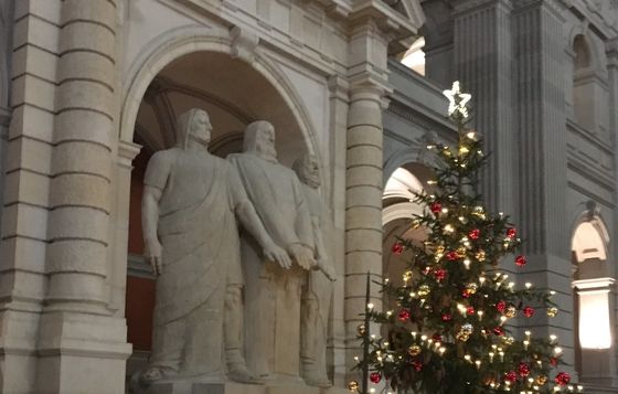 Weihnachtsbaum im Bundeshaus