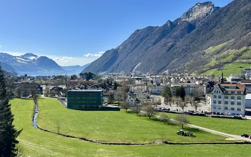 Dorfwanderung Brunnen