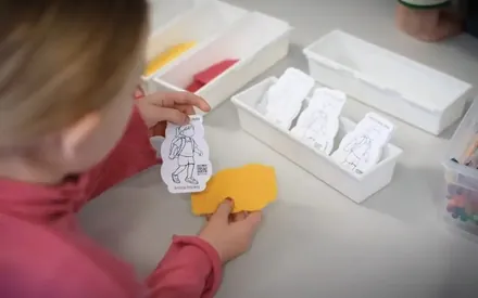 Bastelsets & Poster für den Schulweg