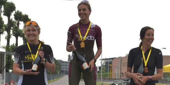 Podio categoria femminile 2024 Momò Gravel Crit by TCS.