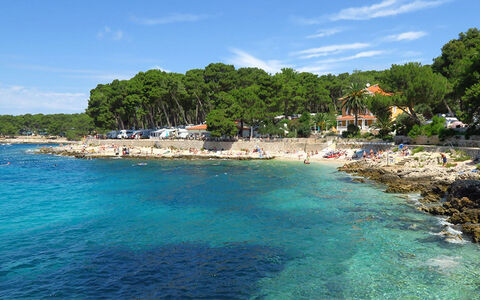 Kroatien: Camping Čikat - Mali Lošinj 