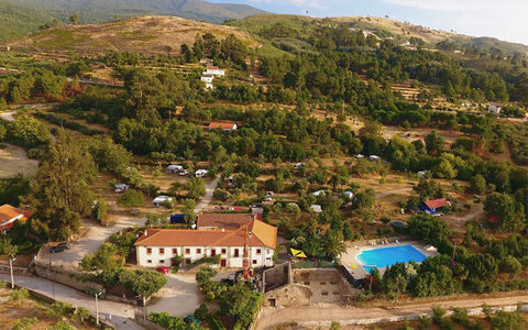 Portugal/District de Guarda: Camping Quinta das Cegonhas, Melo