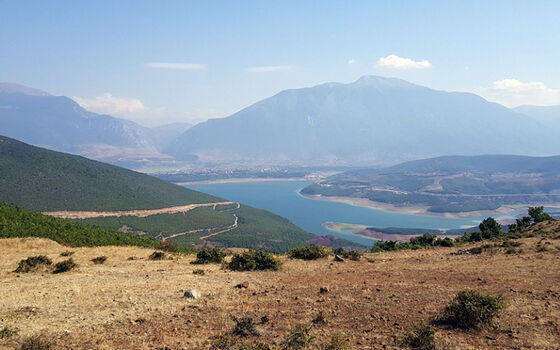 Blick hinab nach Kukës