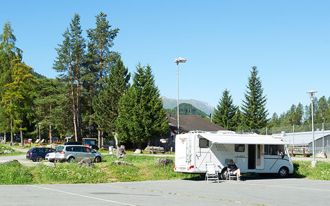 Où se trouvent les aires de camping-car en Suisse?
