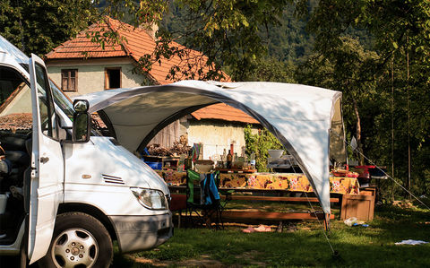 Aires de camping-car privées
