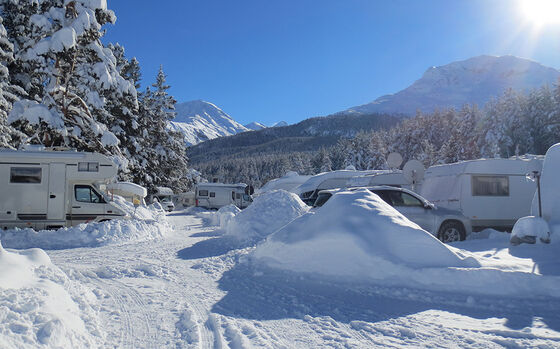 Wintercamping auf dem TCS Camping Samedan