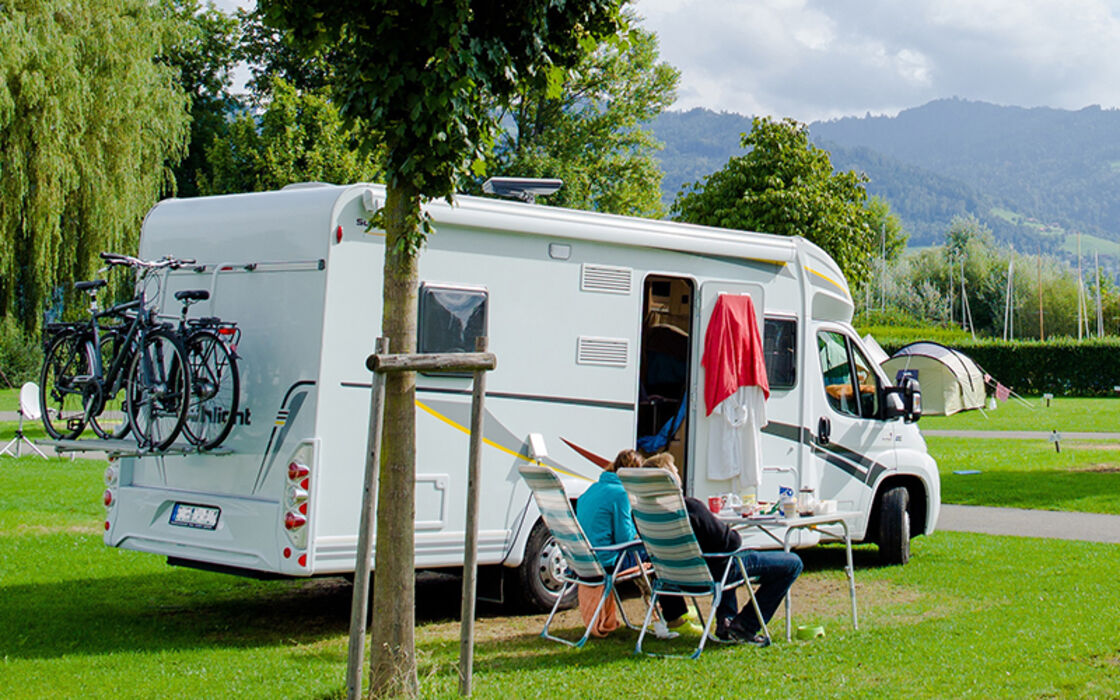 Roulotte O Camper Pro E Contro Tcs Svizzero