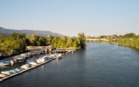 TCS Camping Solothurn am Ufer der Aare