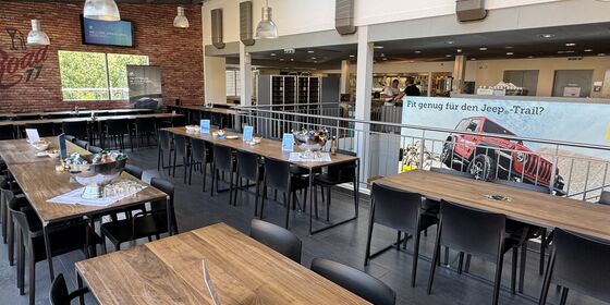 Road 11 Restaurant