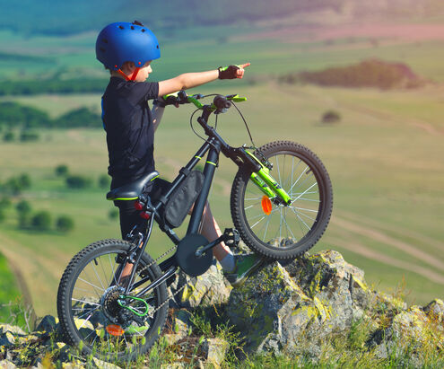 Die Wahl des richtigen Velohelms für den Schulanfang