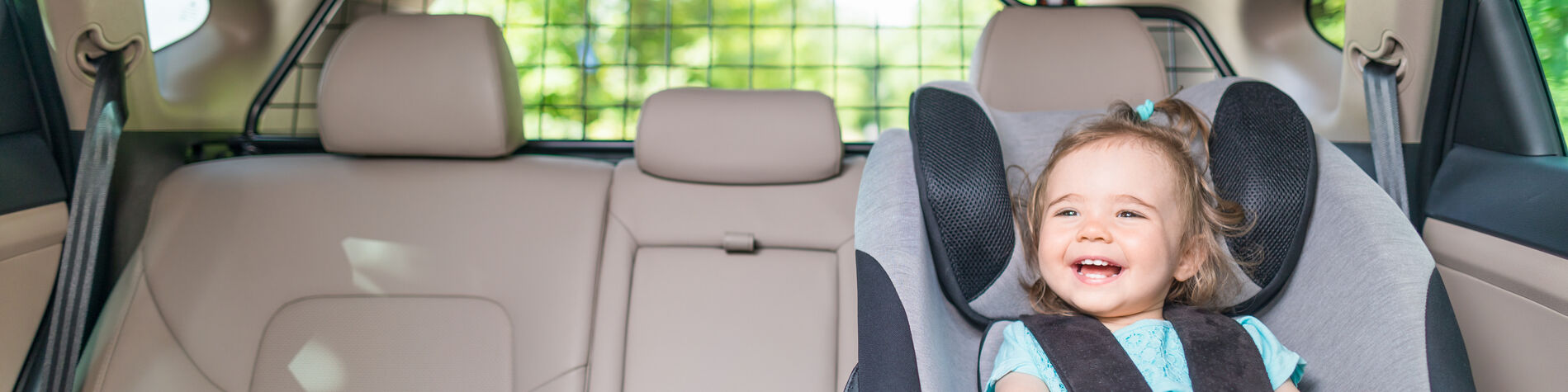 Quel siège auto choisir : siège auto Isofix ou ceinture ?