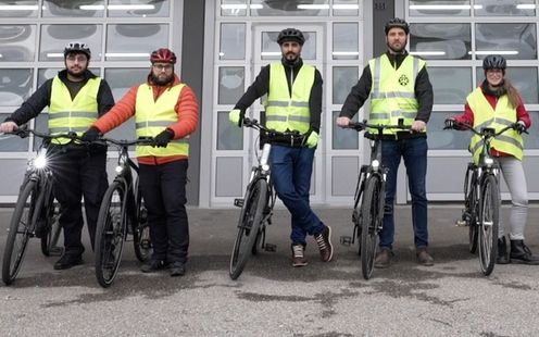 8 city bike elettriche economiche testate nel 2024