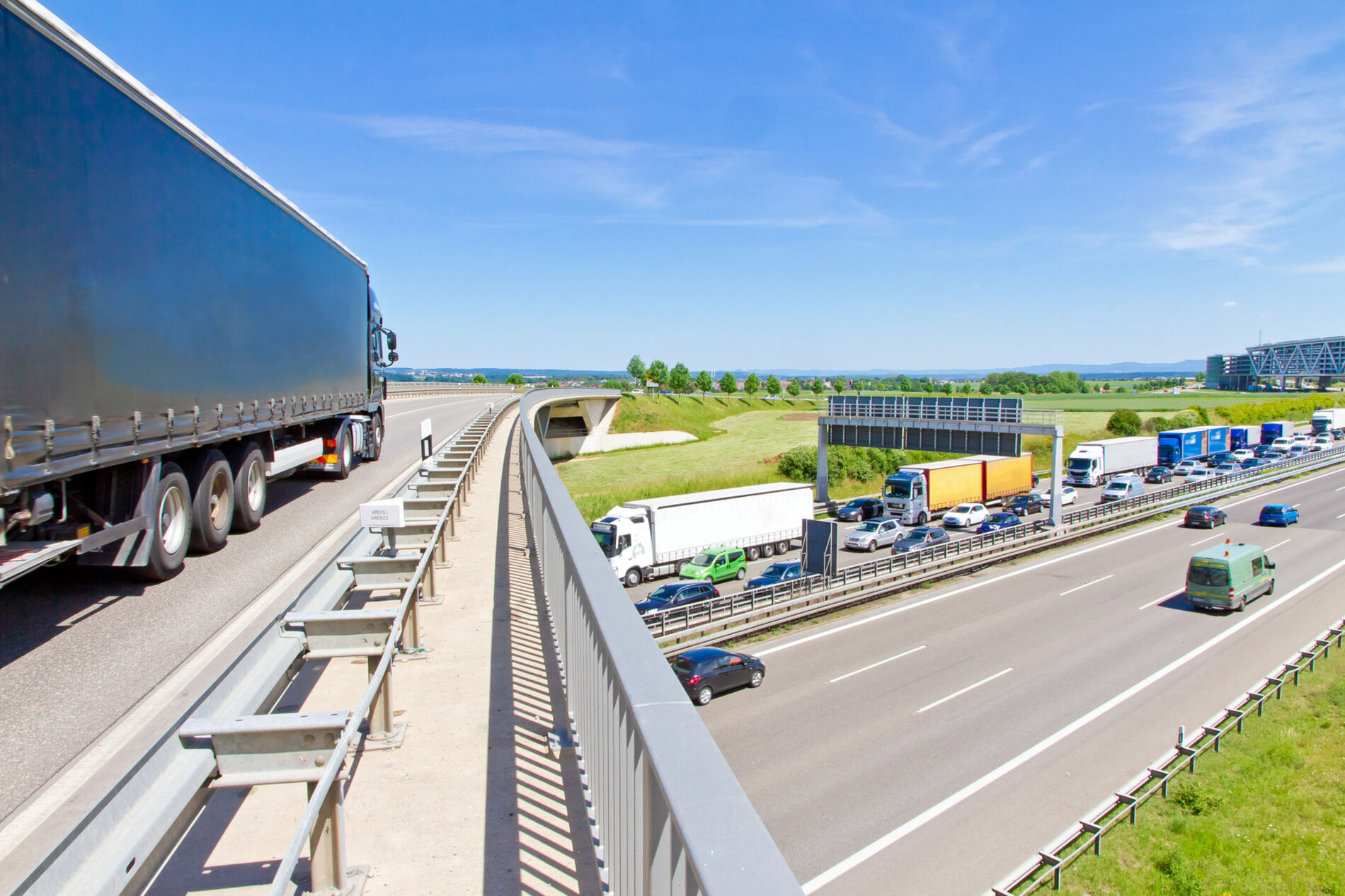 Verkehrsinfo: Staumeldungen und Strassenzustand - TCS Schweiz