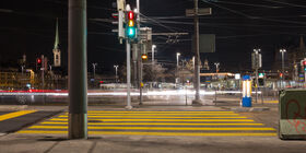 Passage piétons avec feux de signalisation