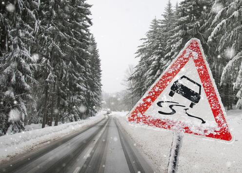 Winterliche Strassen: Verhalten Sie sich richtig