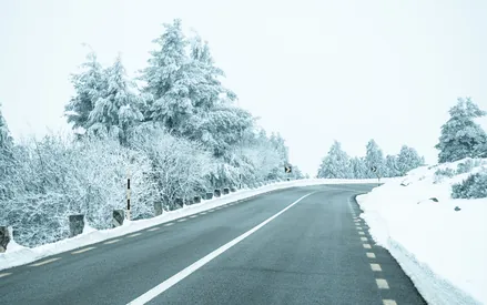 6 Tipps für richtiges Fahrverhalten im Winter