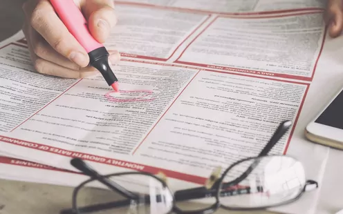 Une offre d&#039;emploi peut-elle mentionner « langue maternelle allemande obligatoire » ?