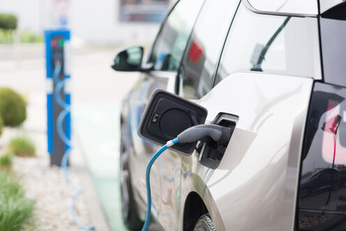 L'autonomia delle auto elettriche è raddoppiata in 5 anni