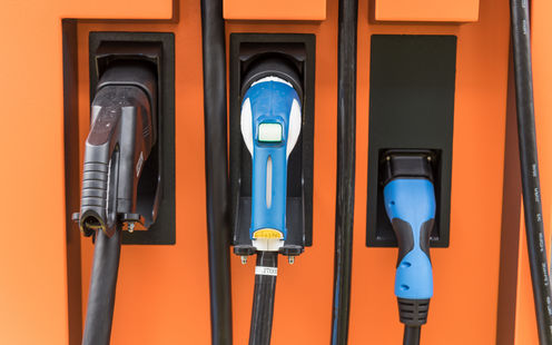 Les voitures électriques restent-elles attractives malgré la hausse du prix de l’électricité ?