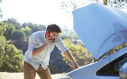 Votre voiture ne démarre pas – que faire?