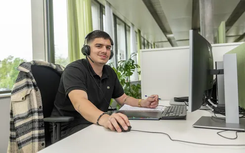 Fachfrau/-mann Kundendialog EFZ