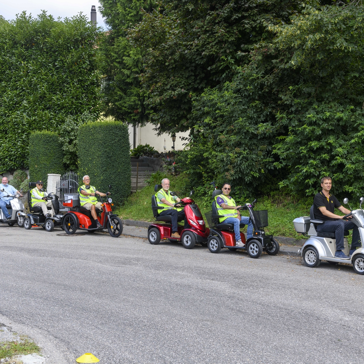 Senioren: TCS & Schweiz Elektromobile - Sicherheit Preise für