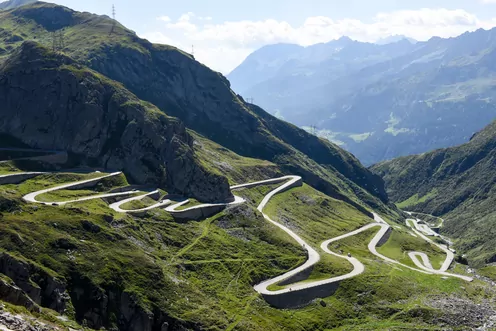Verkehrsprognose Gotthard 2025: Wann mit Stau zu rechnen ist