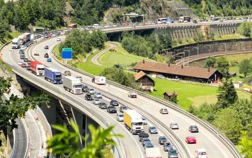 Stau am Gotthard-Tunnel: Verkehrslage &amp; Webcam 