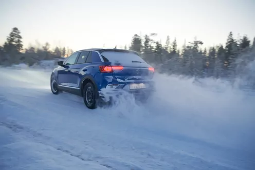 Test degli pneumatici invernali: tre bocciati
