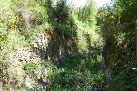 Entreroches